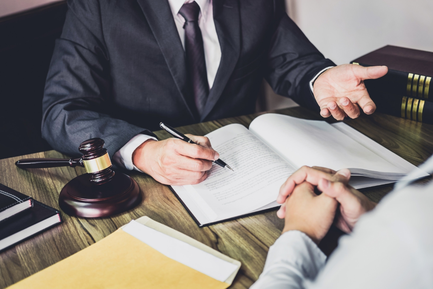 what is a trial attorney
